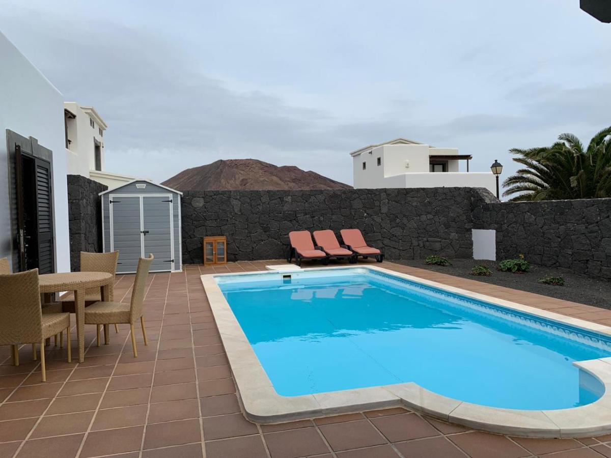 Villa Denise Yaiza  Buitenkant foto